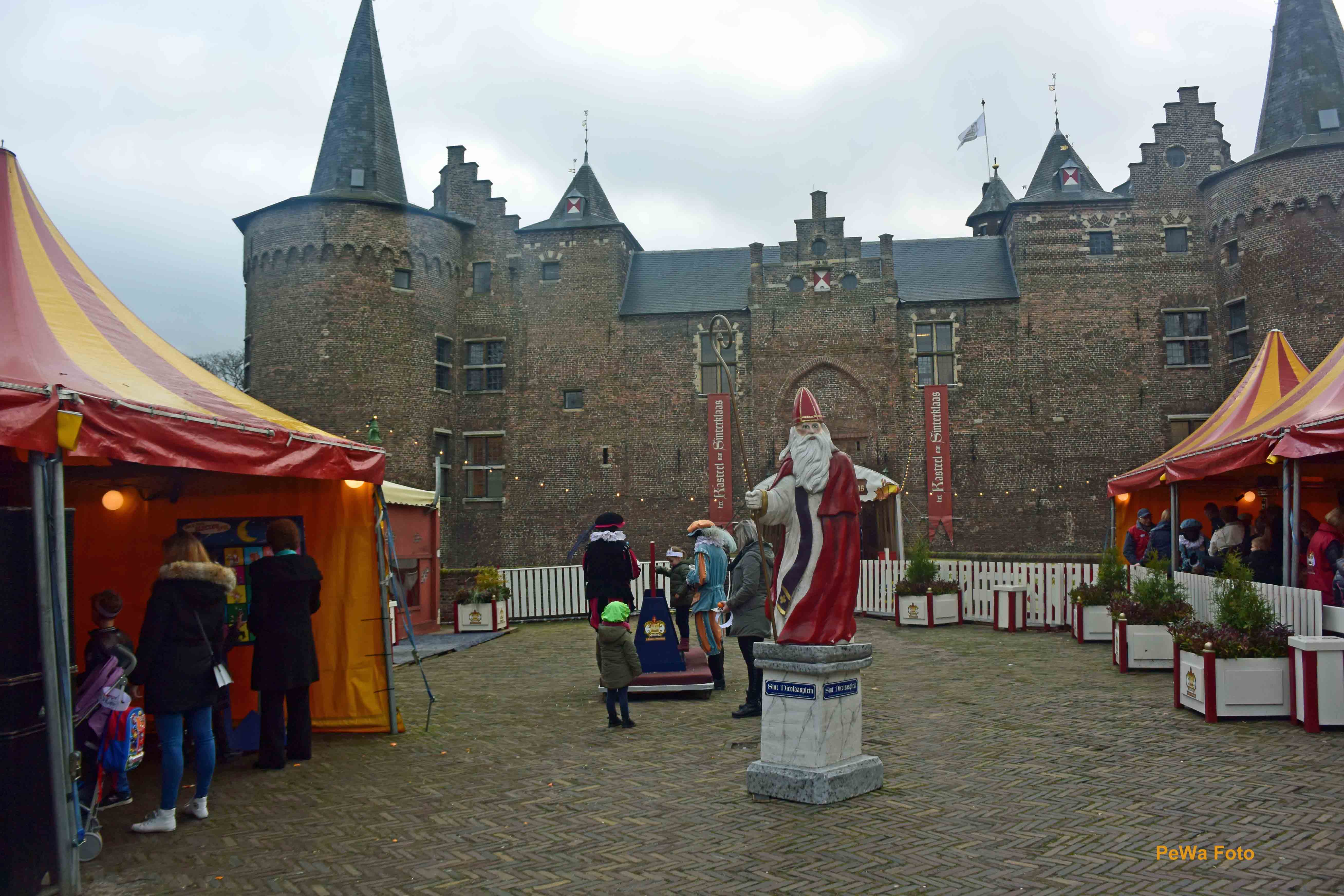 Ongekend Wandelen naar het Kasteel van Sinterklaas | Pewa Weblog PK-57
